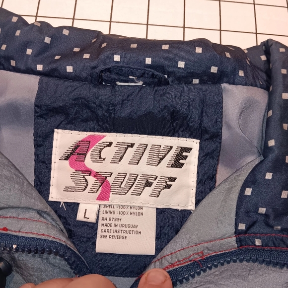 Vintage Active Stuff Ladies Windbreaker jacket, Large, Red Gray Blue, Great Cond - Picture 2 of 3